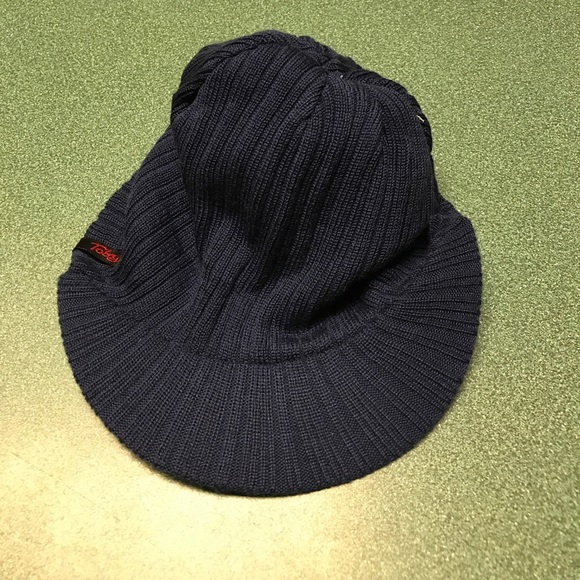 Toby & Me Reverdible Hat NWT - Picture 3 of 15