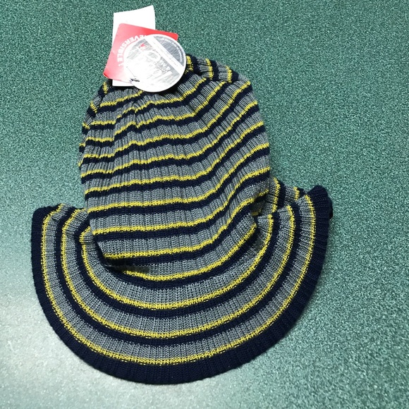 Toby & Me Reverdible Hat NWT - Picture 5 of 15