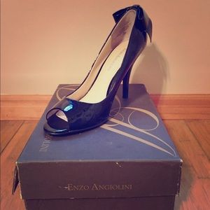 Enzo Angiolini Pumps!