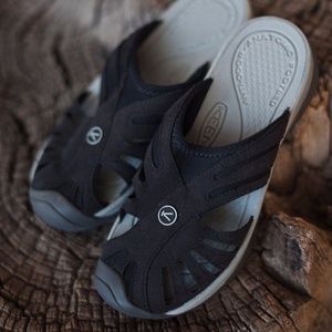 KEEN Women's Slip On Backless Sandals Size 7