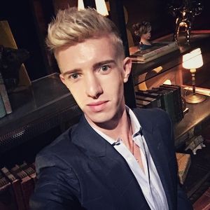 Meet your Posher, Matthew