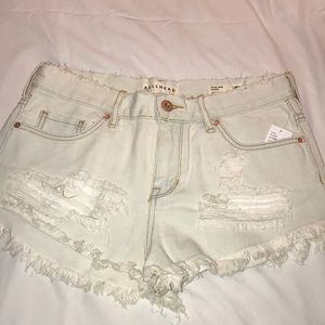 Bullhead Denim Co. High Rise Shorts