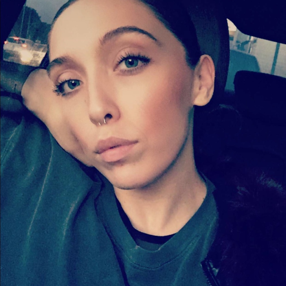 Meet your Posher, Erica