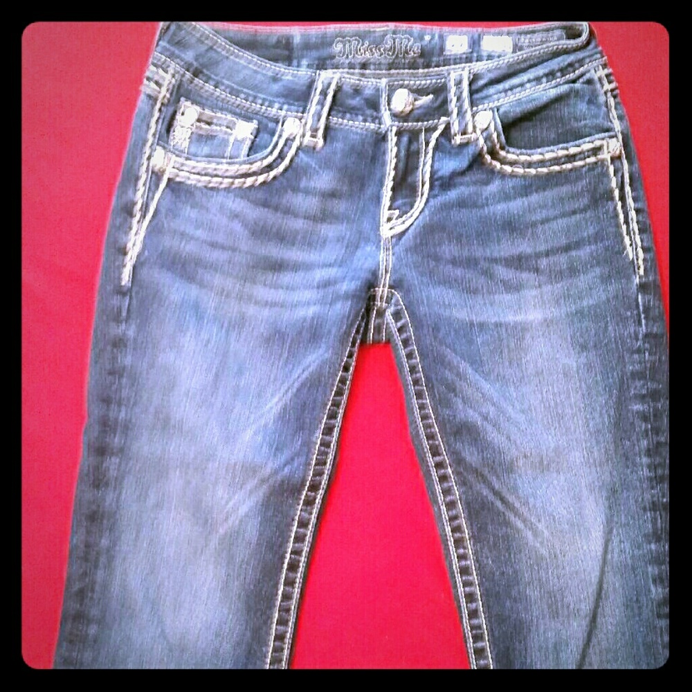 Miss Me Capri jeans