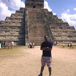 Meet your Posher, Rafael