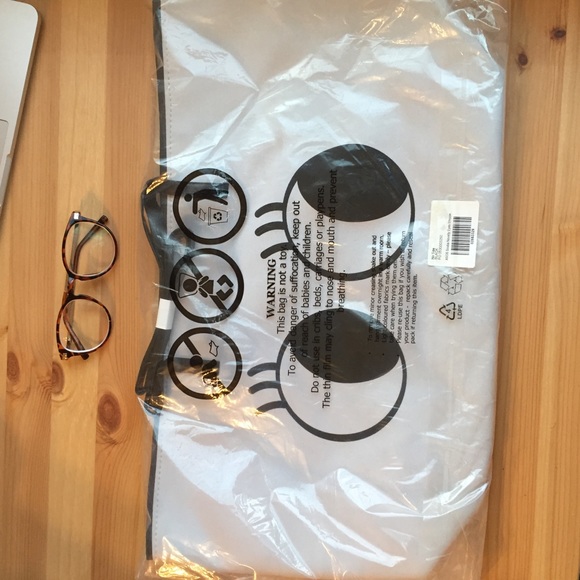 New in bag asos eye tote bag! - Picture 2 of 3