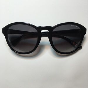 Marc by Marc Jacobs Sunnies