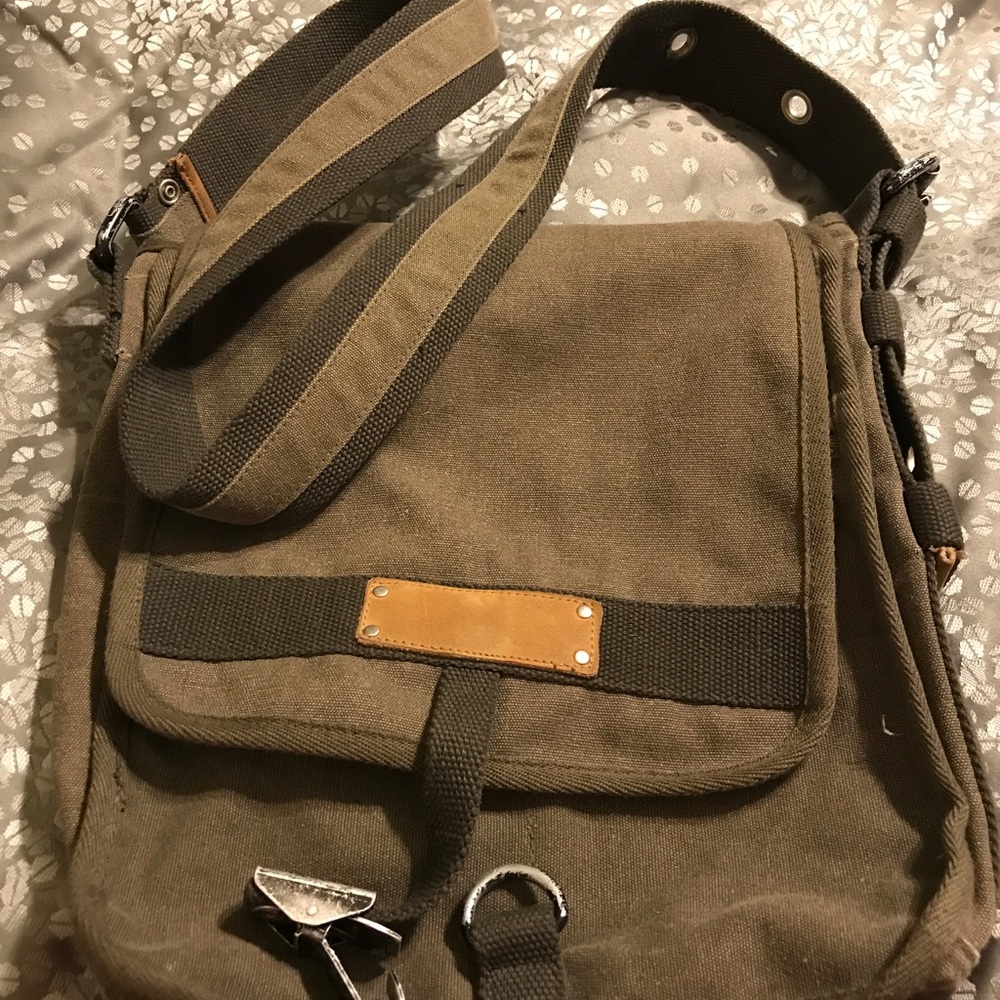 Cross body bag