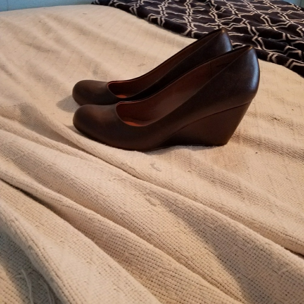 Wedged heals