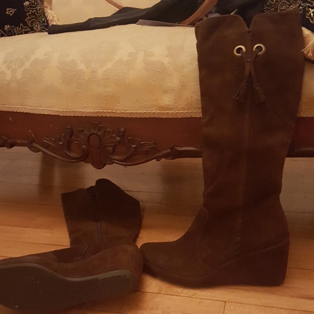 Suede tall boots