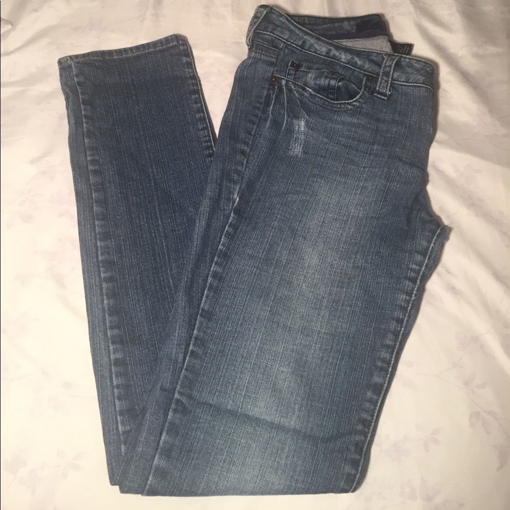 Refuge Skinny Jeans