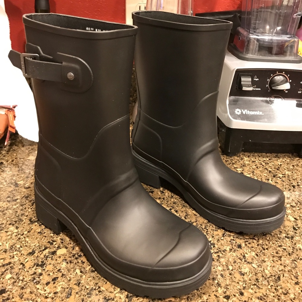 NWT hunter rain boots!