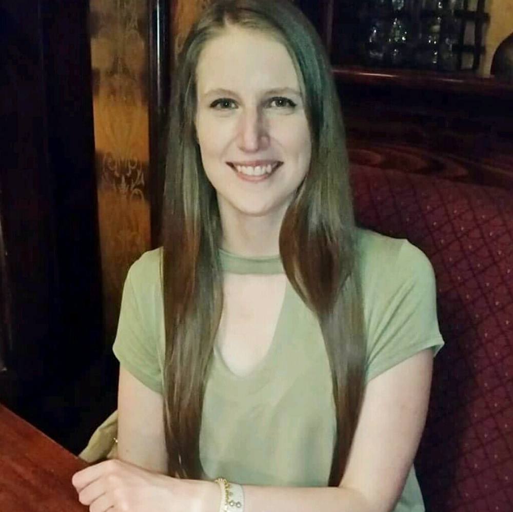 Meet your Posher, Jillian