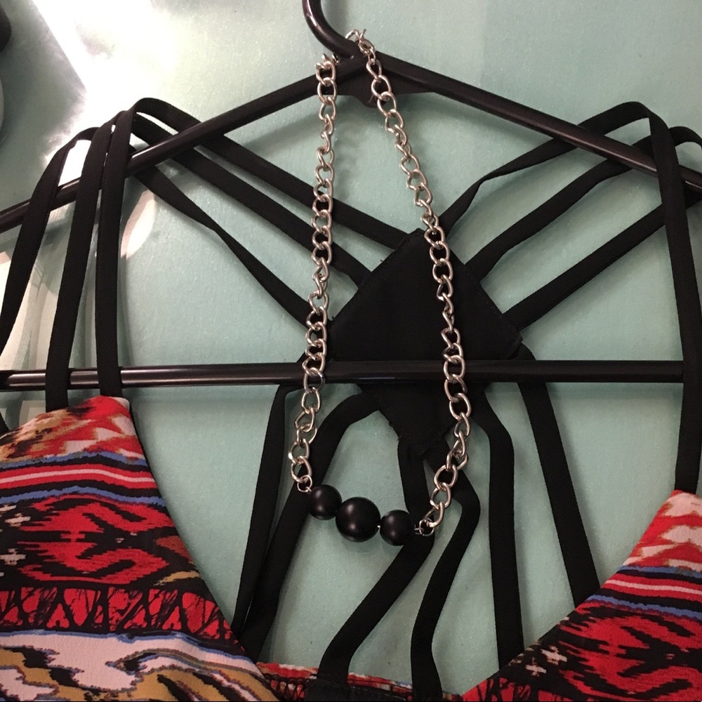Black three bead necklace!