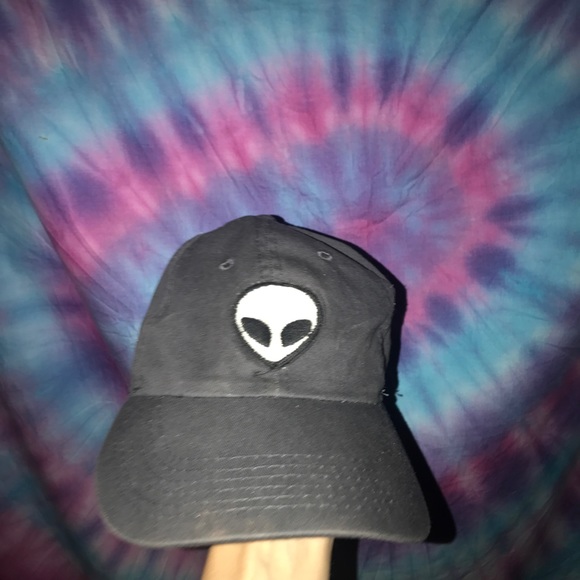 alien hat - Picture 2 of 4
