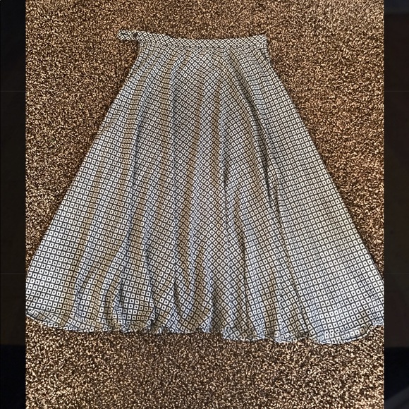 First skirt - Picture 2 of 8