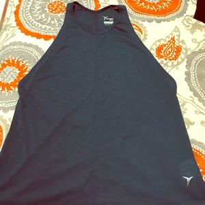 Semi fitted hi neck active tank