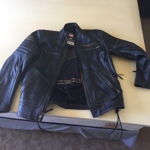 ***NWT*** Leather Harley Davidson Jacket