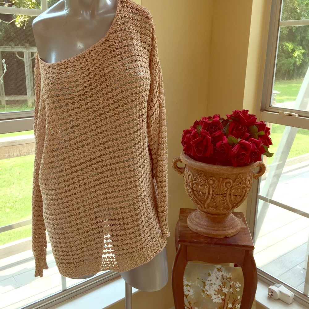 Gorgeous Soft Rose/Pink Transitional Sweater Med
