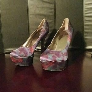 Carlos by Carlos Santana Platform Pumps