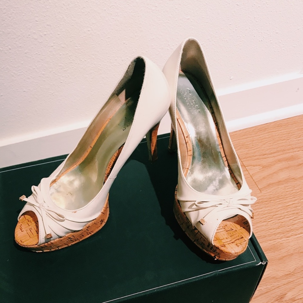 White plate form heels. Size 6.5