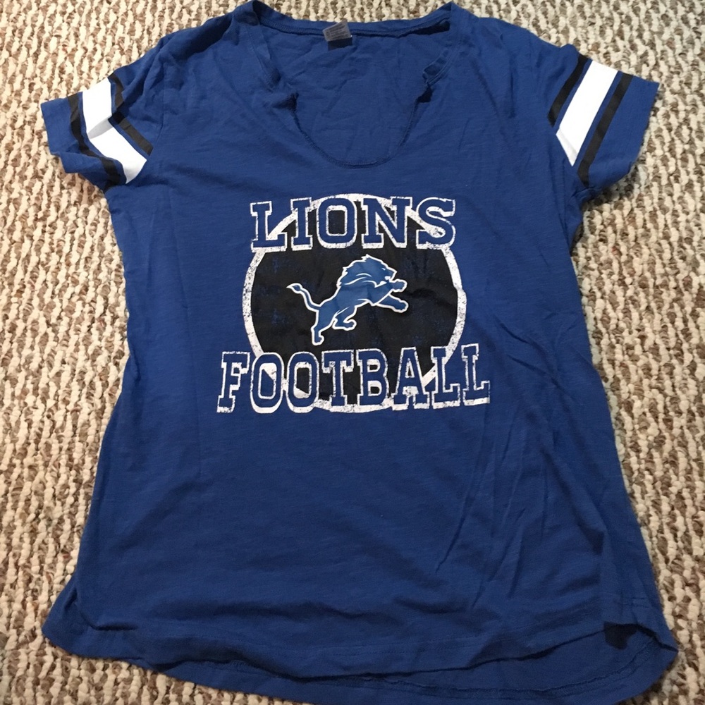 Detroit lions shirt
