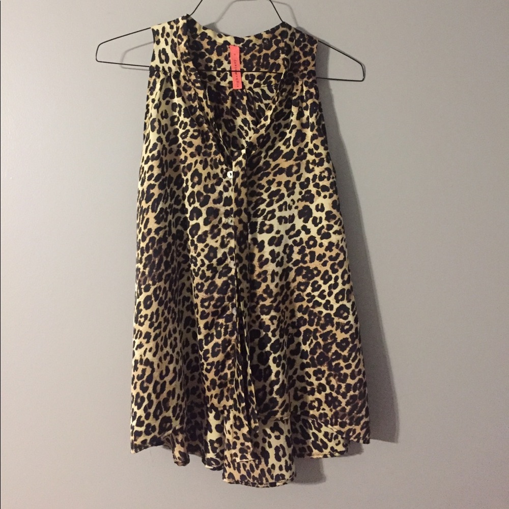 Eight Sixty Leopard Print Top