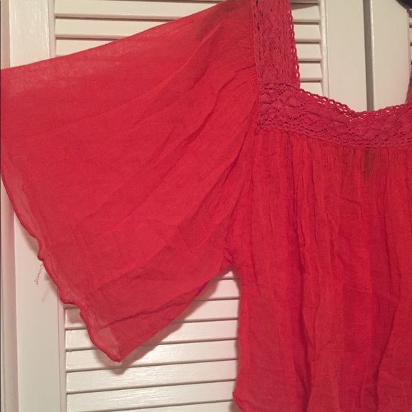 Red Mexican style blouse - Picture 2 of 2