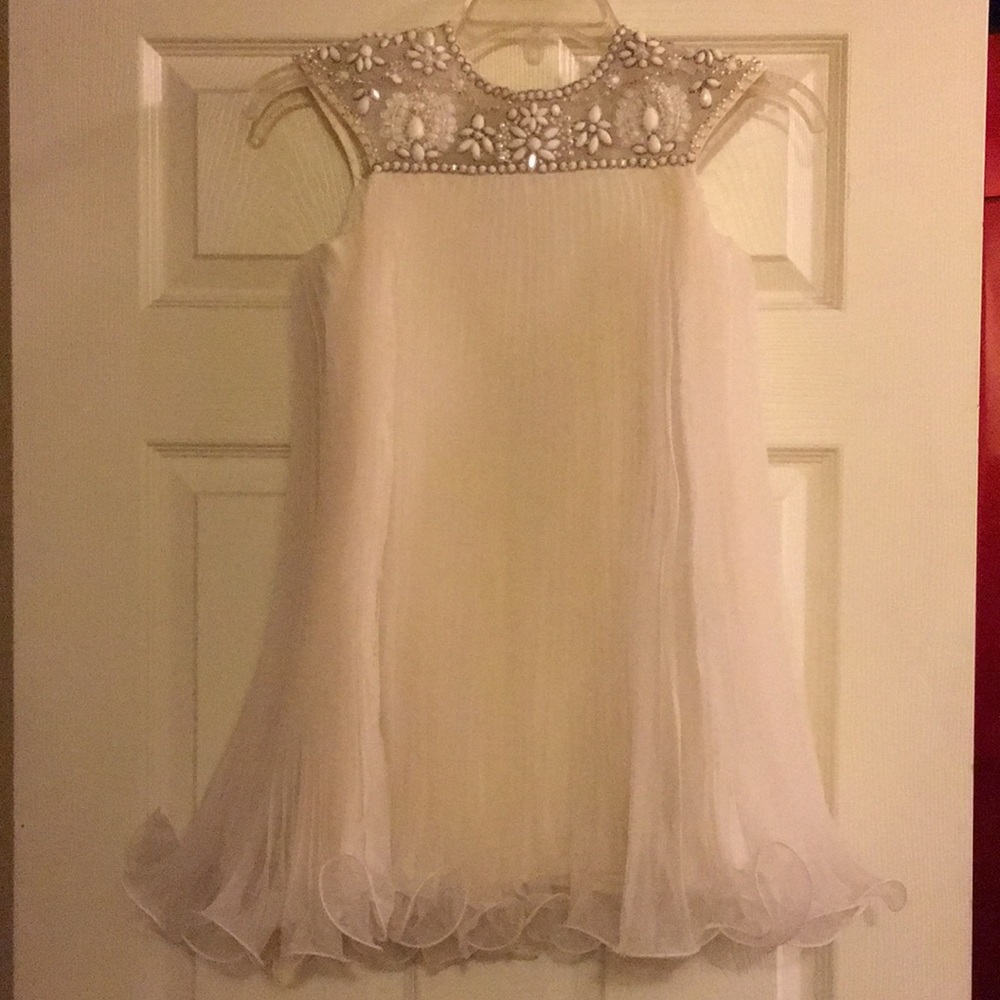Neiman Marcus white gown kids size 4
