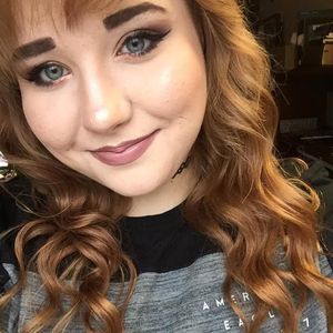 Meet your Posher, Lexi