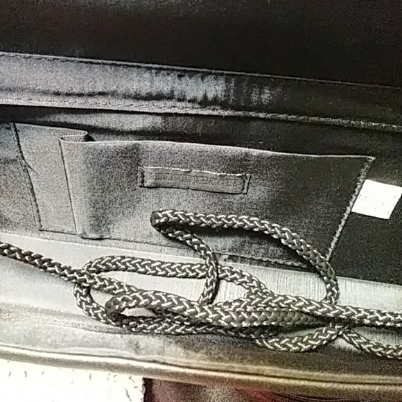 Clutch - Picture 2 of 2