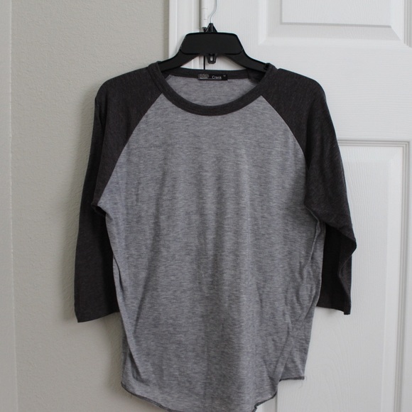 SOLD !! 🚫 BUNDLE 3 for $25 🍁Oversized Grey Base - Picture 1 of 3