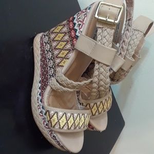 Not Rated Sandals size 6