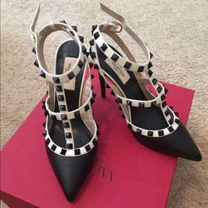 Almost new!! Valentino heels! Size 36 1/2