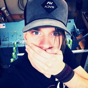 Meet your Posher, Justin