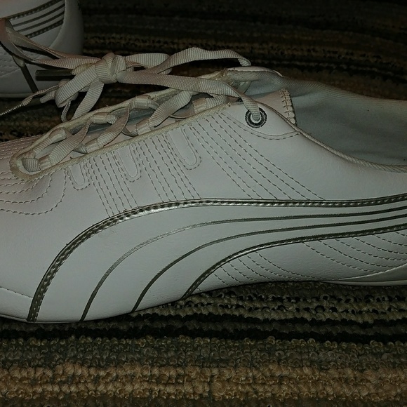 White Puma sneakers - Picture 2 of 3