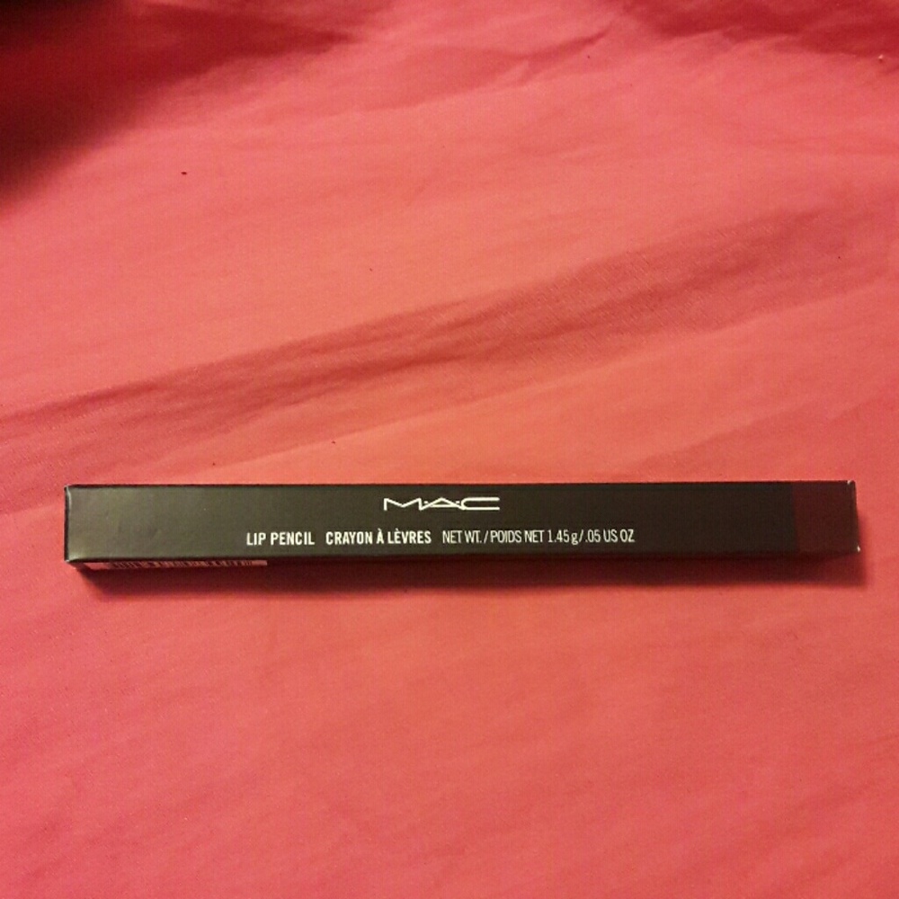 Brand new  Mac Night Moth lip pencil