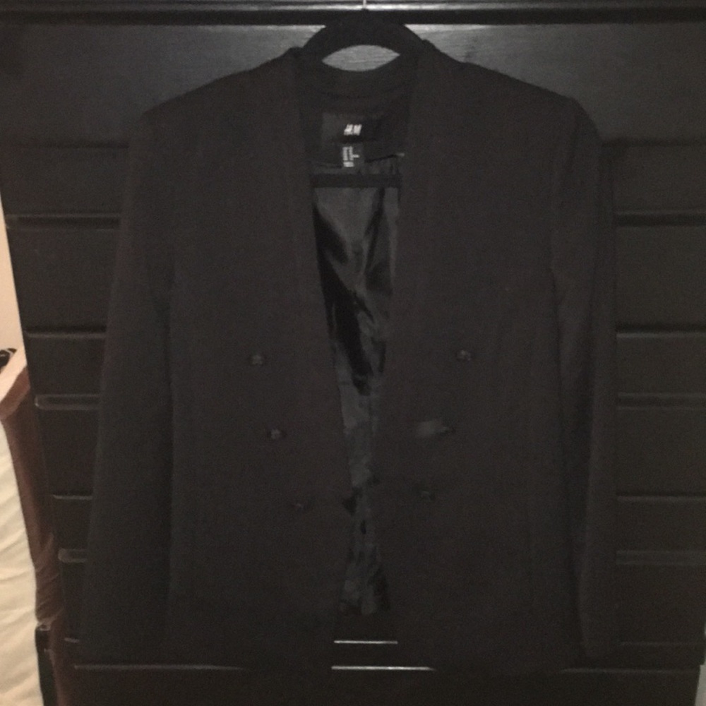 H&M Black Blazer
