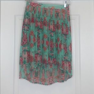 Flower print high low pleated skirt