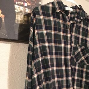 Plaid loose button up