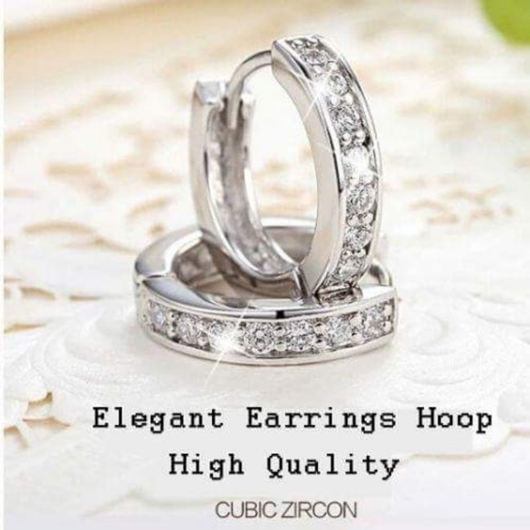 5💥 BEST SELLER White gold Filled hoop Earrings - Picture 2 of 5