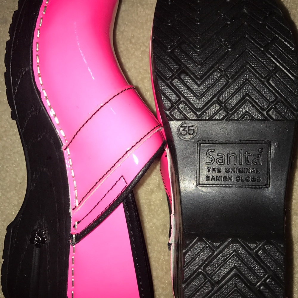 KOI BY SANITA CLOGS!
