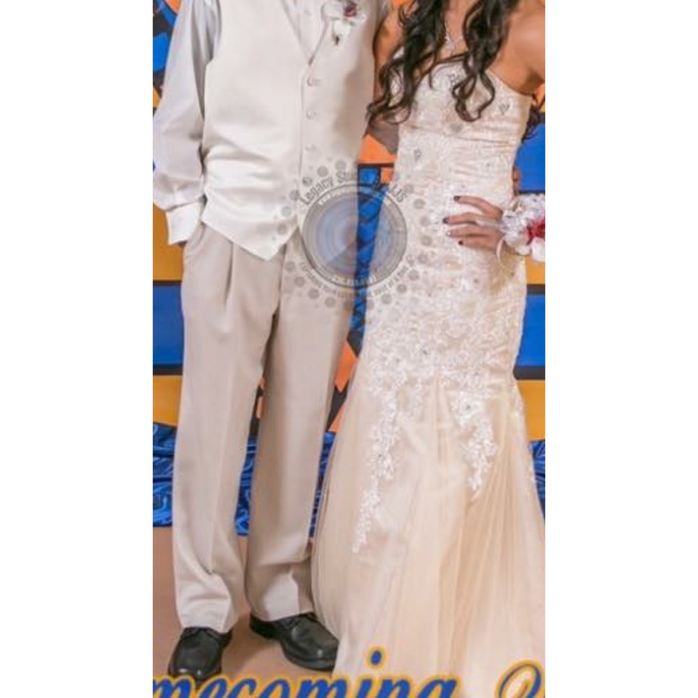 Beautiful ivory lace Homecoming/prom dress