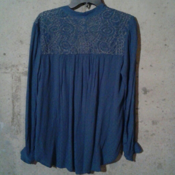 FINAL!! Free People Lace back Blouse - Picture 5 of 7