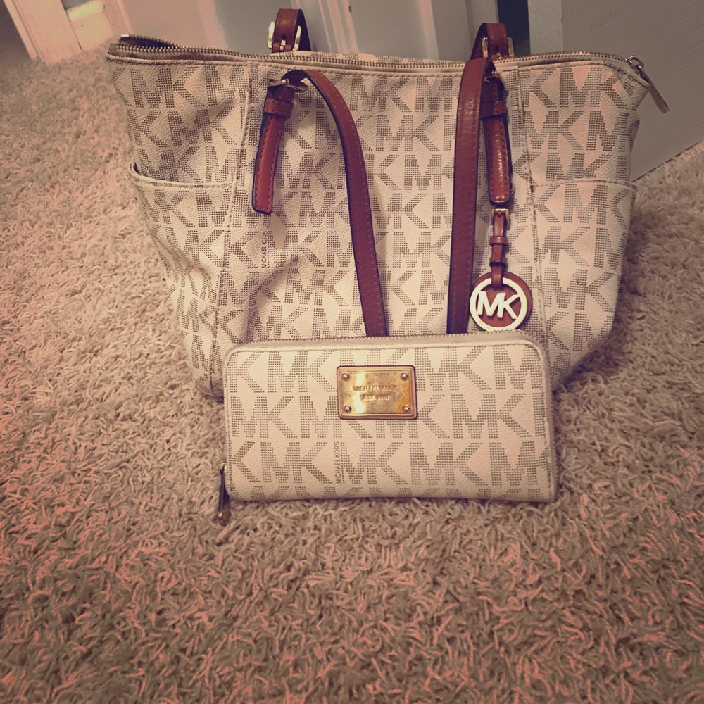 Michael Kors Purse