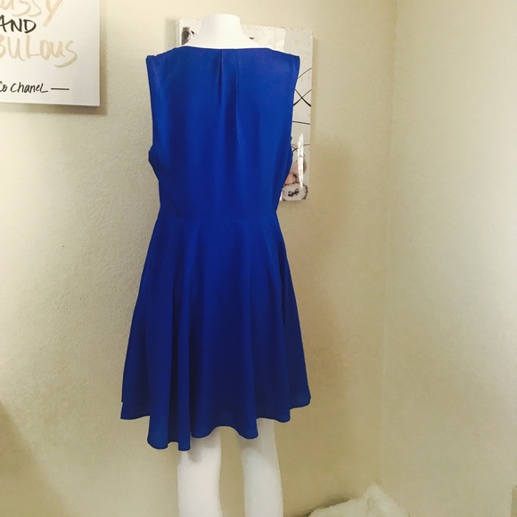 Dress 👗 - Picture 4 of 4