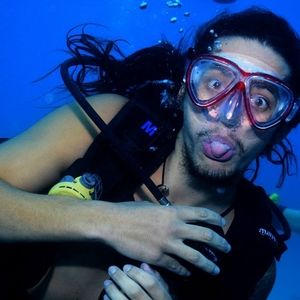 Meet your Posher, Journey