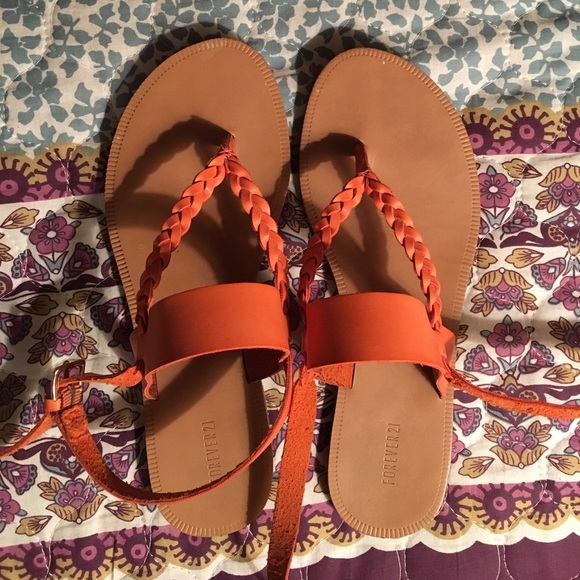 Forever 21 summer sandals ✨ - Picture 1 of 3
