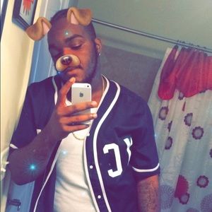 Meet your Posher, Gregory