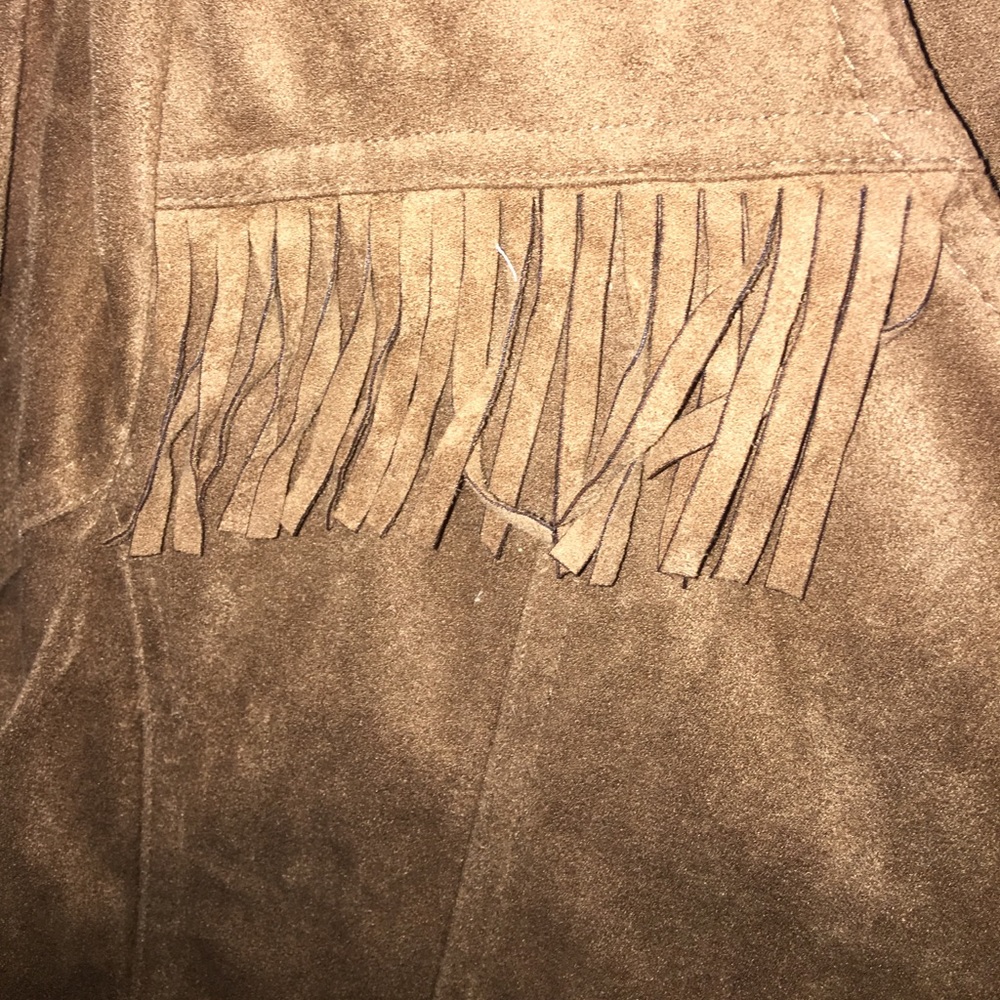 A jacket - Picture 3 of 3